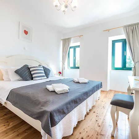 Sea Dreams I Villa *